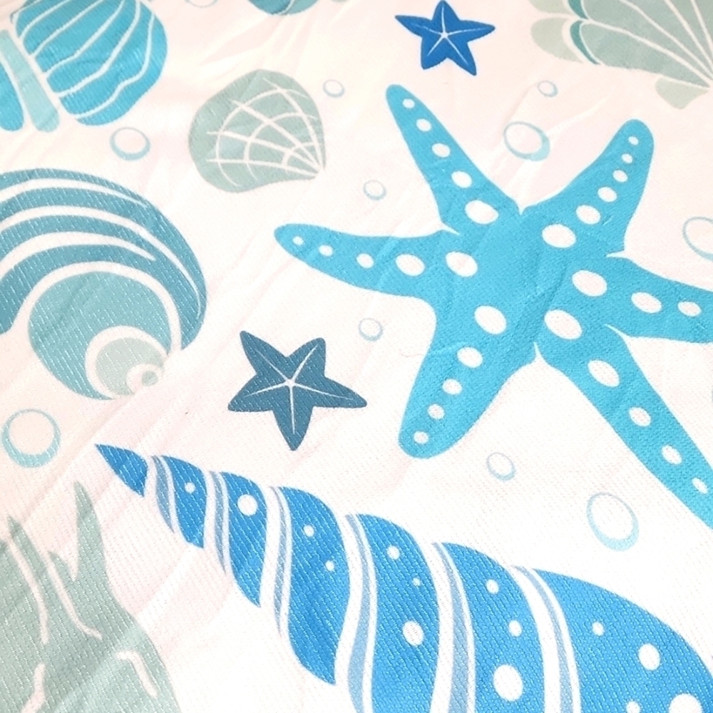 COASTAL CIRCLE BEACH TOWEL